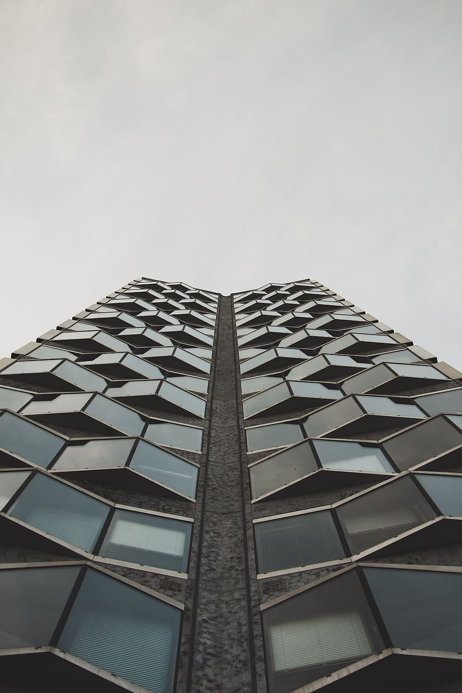 low-angle photography of high-rise building at daytime, france HD wallpaper