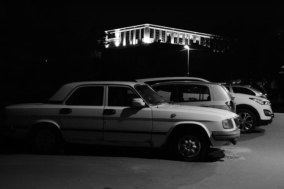 car, row, white, parking, night, black and white, building HD wallpaper
