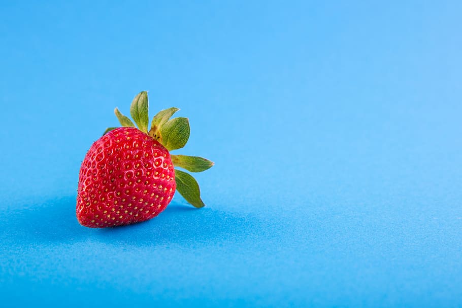 strawbery, ripe, organic, leaf, juicy, healthy, fruit, freshness HD wallpaper