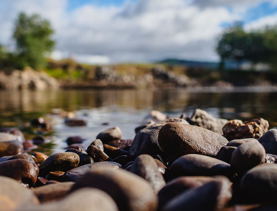 water, selective focus, nature, day, rock, no people, solid HD wallpaper