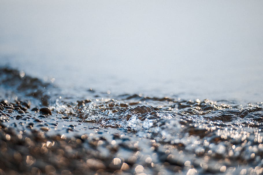 water, liquid, bubble, splash, bokeh, closeup, detail, glitter HD wallpaper