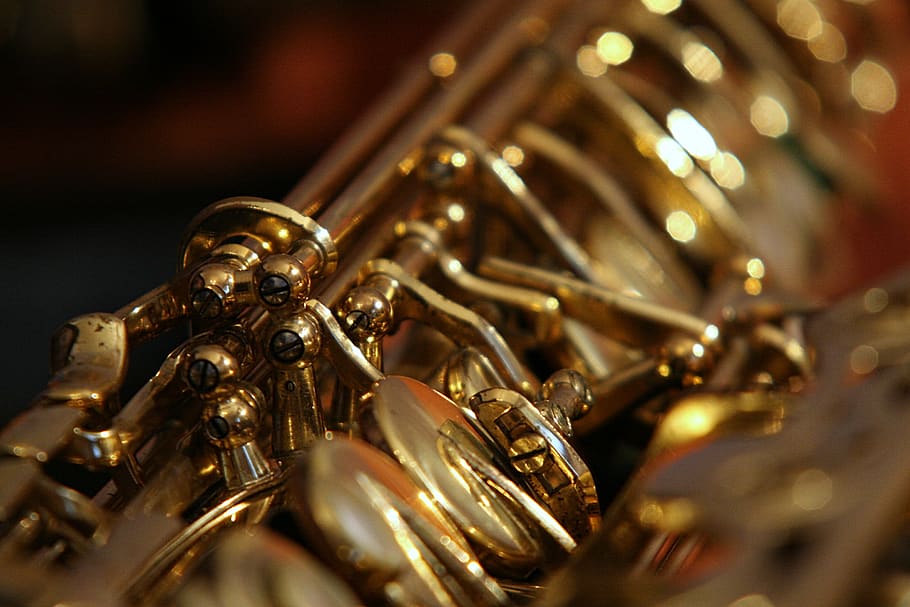 saxophone-closeup-brass-music.jpg