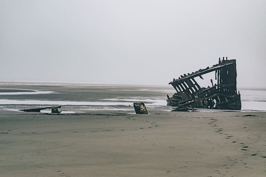 black metal frame on beach, transportation, shipwreck, vehicle HD wallpaper