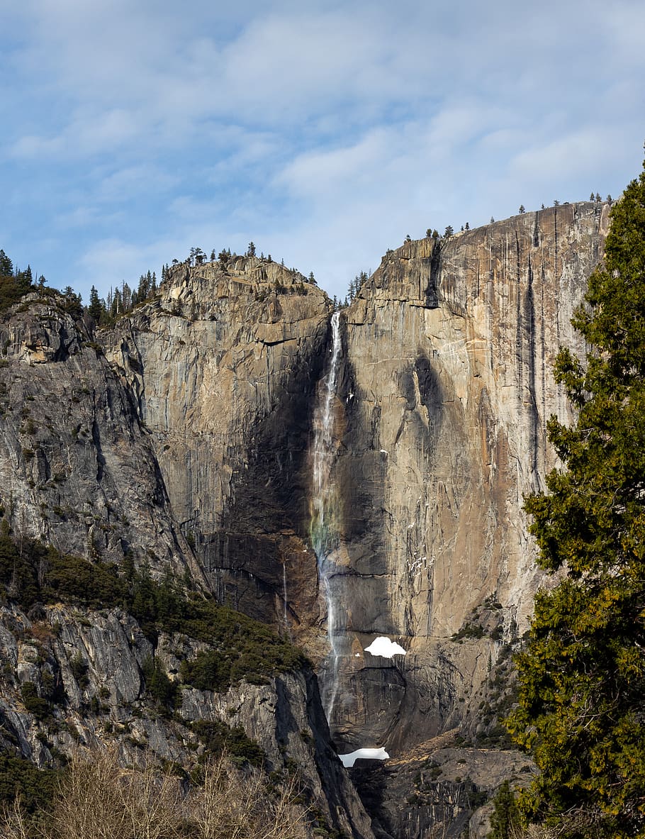 waterfalls during daytime, nature, outdoors, cliff, yosemite valley HD wallpaper
