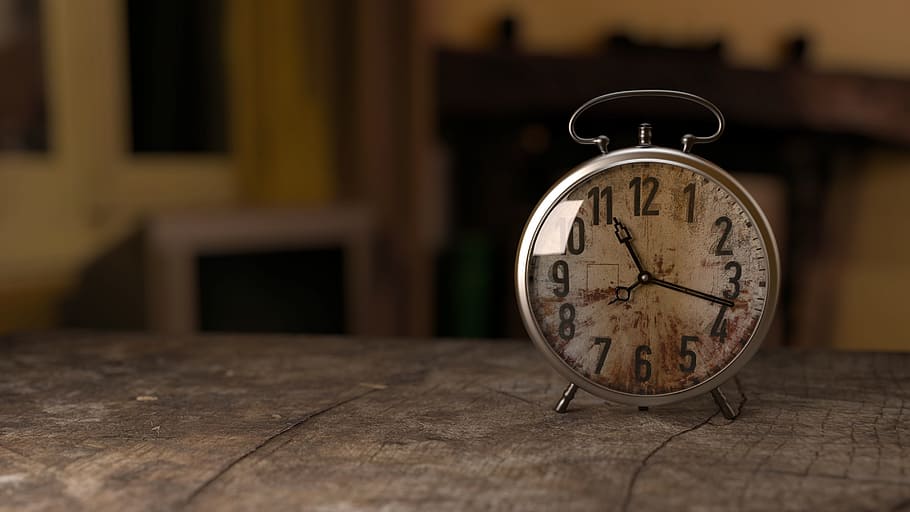 clock, old, table, watch, time, alarm, wood - material, indoors, HD wallpaper