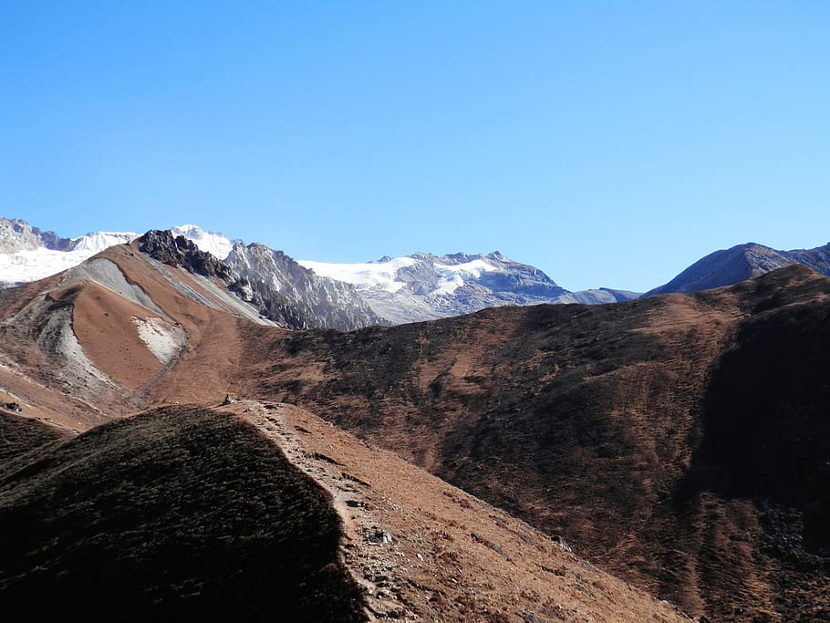 brown mountain, nature, outdoors, dirt road, gravel, slope, india HD wallpaper