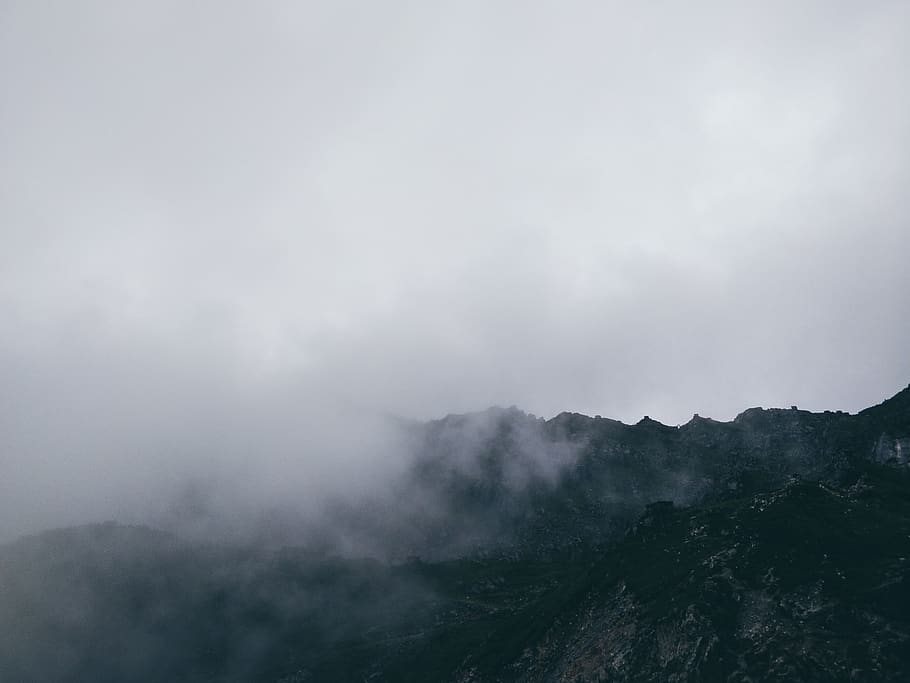 mountain under cloudy sky, nature, outdoors, weather, fog, mist HD wallpaper