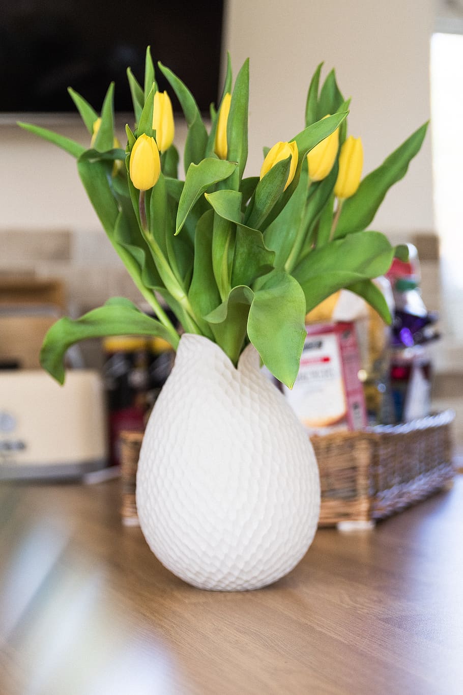 green-leafed plant, vase, flower, flowering plant, indoors, table HD wallpaper