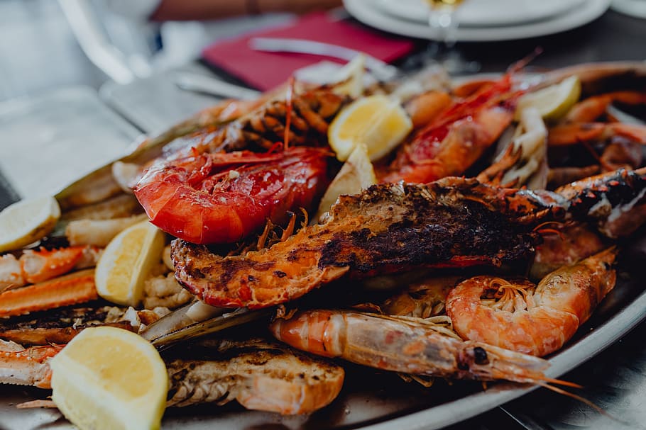 Roasted Mixed Seafood Contain Crabs, Mussels, Big Shrimps, Calamari Squids HD wallpaper