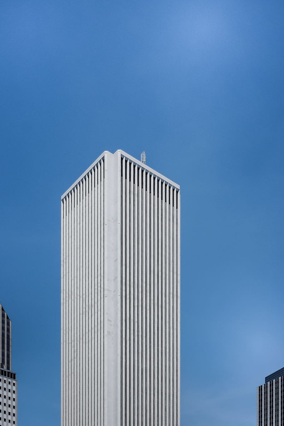 Aon Center. Чикаго высота здания.