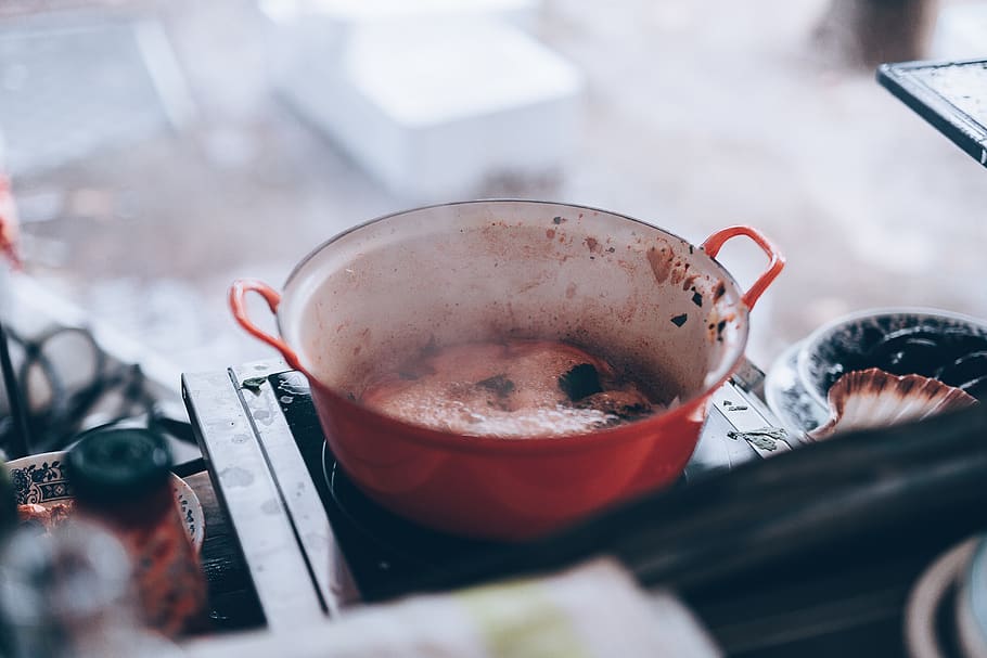 red cooking pot, selective focus, day, close-up, food and drink HD wallpaper