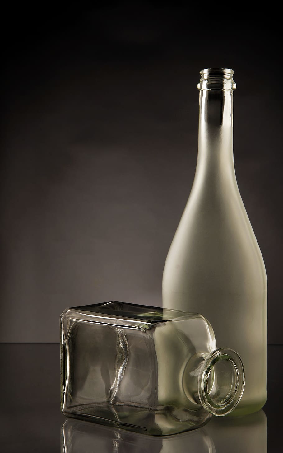 Clear Glass Bottles on Clear Glass-top Table, transparent, glass - material HD wallpaper