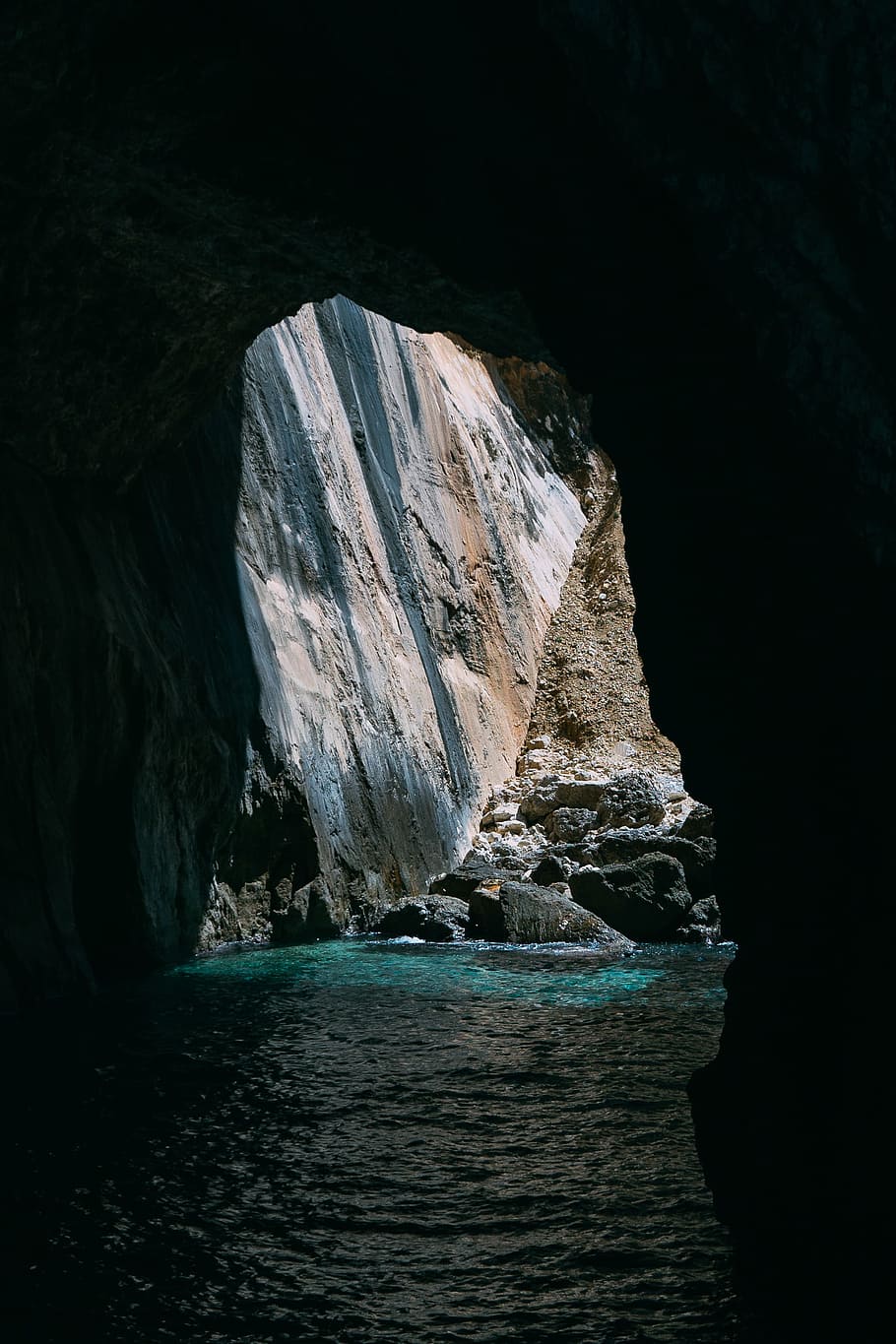 body of water under cave, greece, stone, ocean, texture, nature HD wallpaper