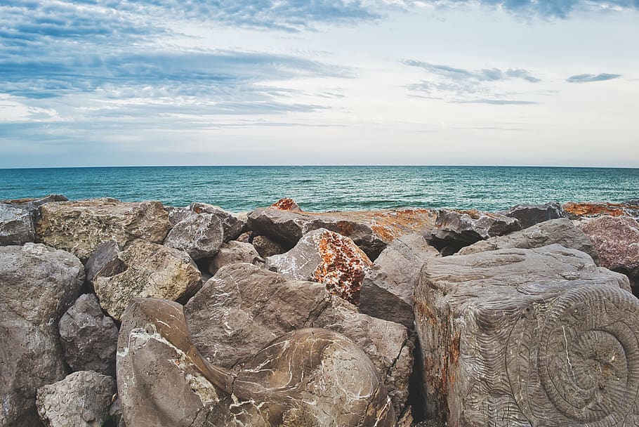 italy, caorle, clouds, sky, beach, summer, blue, sea, sculpture HD wallpaper