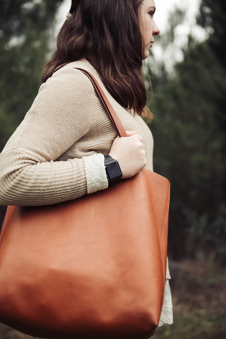 hand, hair, thinking, pensive, shop, forest, girl, longsleeve HD wallpaper