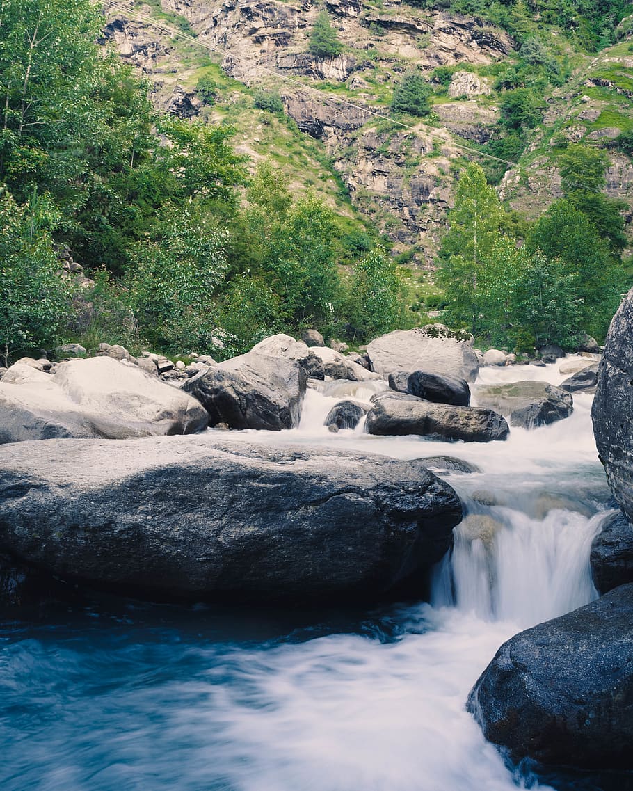 river, water, blue, trees, mountains, india, green, rock, solid HD wallpaper