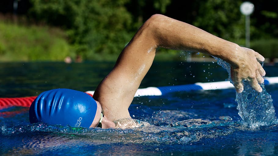 athlete-fun-goggles-health.jpg