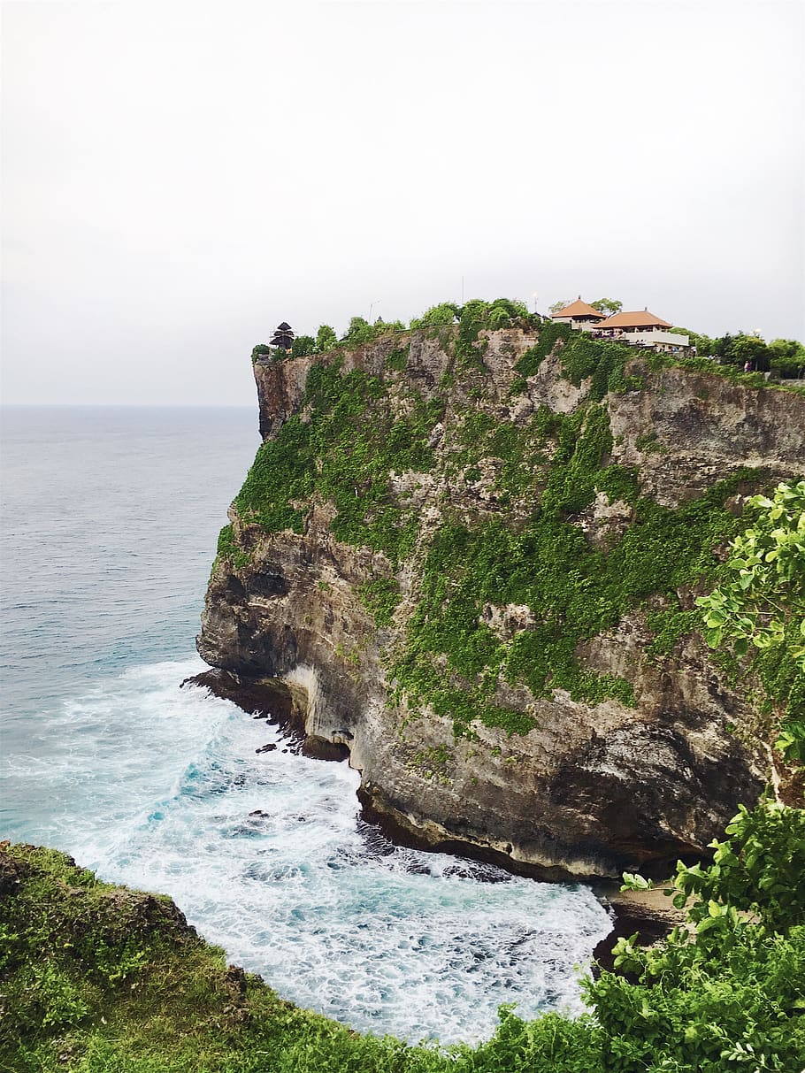indonesia, uluwatu temple, hiking, tree, nature, sea, cliff, HD wallpaper