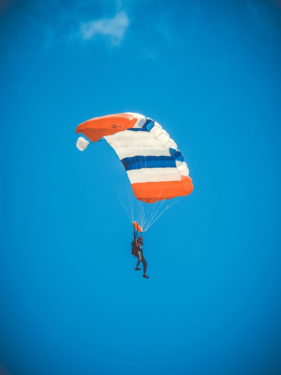 man on parachute, leisure activities, gliding, adventure, brazil HD wallpaper