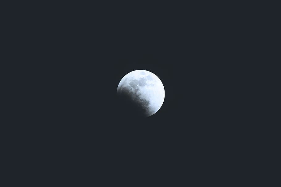 Moon in Sky, nature, night, space, astronomy, beauty in nature HD wallpaper