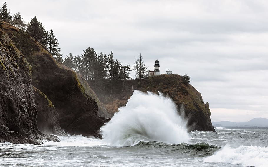 water hitting brown mountain, splash, wave, crash, surf, coast HD wallpaper