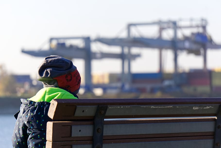 boy, small child, sit, bank, watch, look, port, crane, loading HD wallpaper