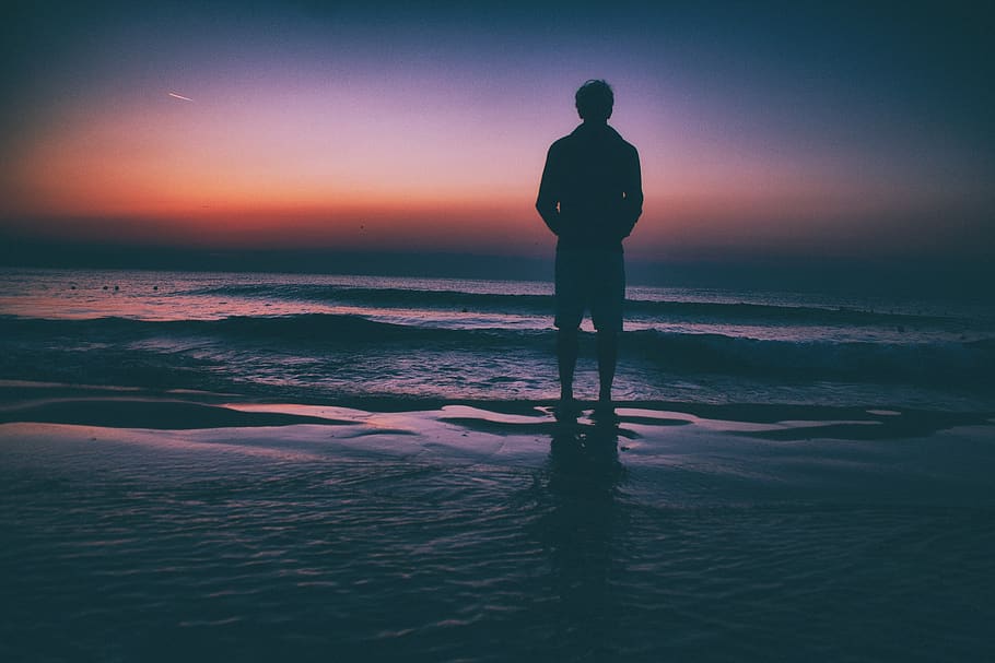 nature, water, waves, beach, people, man, guy, silhouette, sky HD wallpaper
