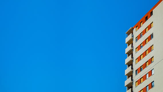 beige high-rise building, sky, architecture, outdoors, nature HD wallpaper