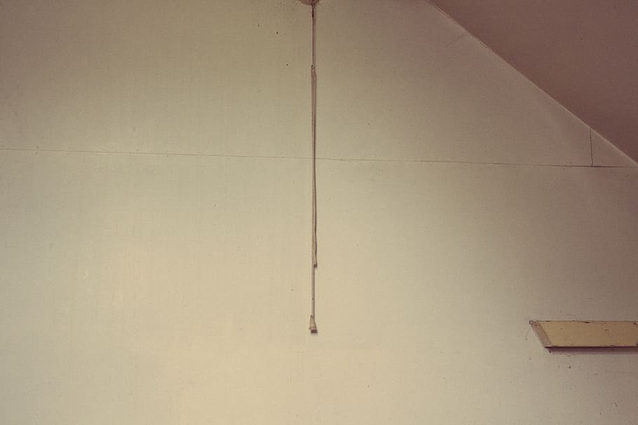 minimal, vintage, lamp, string, abandoned, indoors, no people HD wallpaper