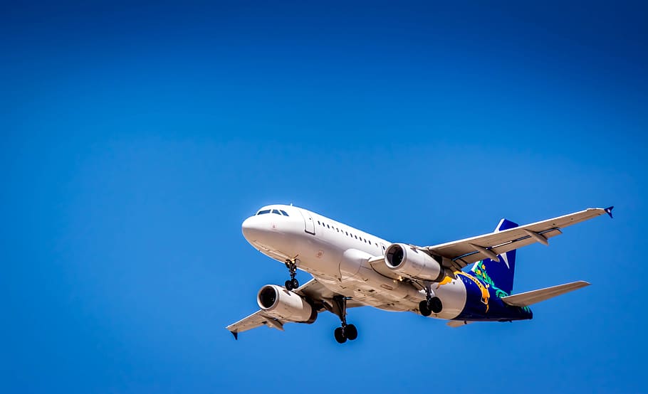 plane, sky, air vehicle, airplane, blue, flying, mode of transportation HD wallpaper