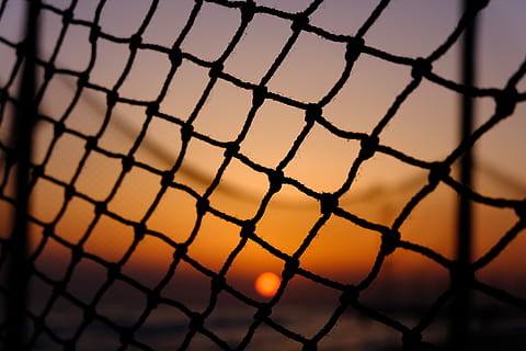 fence, sky, sun, sunset, beach, sea, beverage, drink, photography HD wallpaper