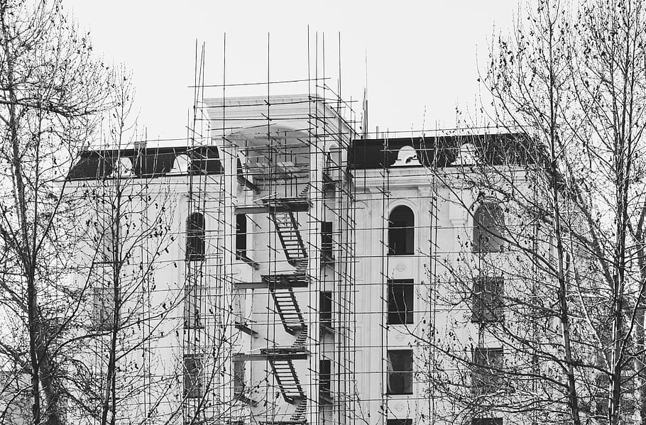 construction, scaffolding, light, traffic light, architecture HD wallpaper