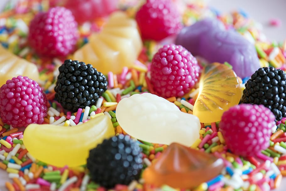 background, berries, birthday, candy, celebration, chewy, colorful HD wallpaper