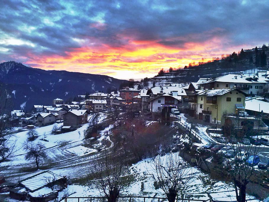 Snow Village Under Golden Hour, clouds, cold, dawn, dusk, houses HD wallpaper