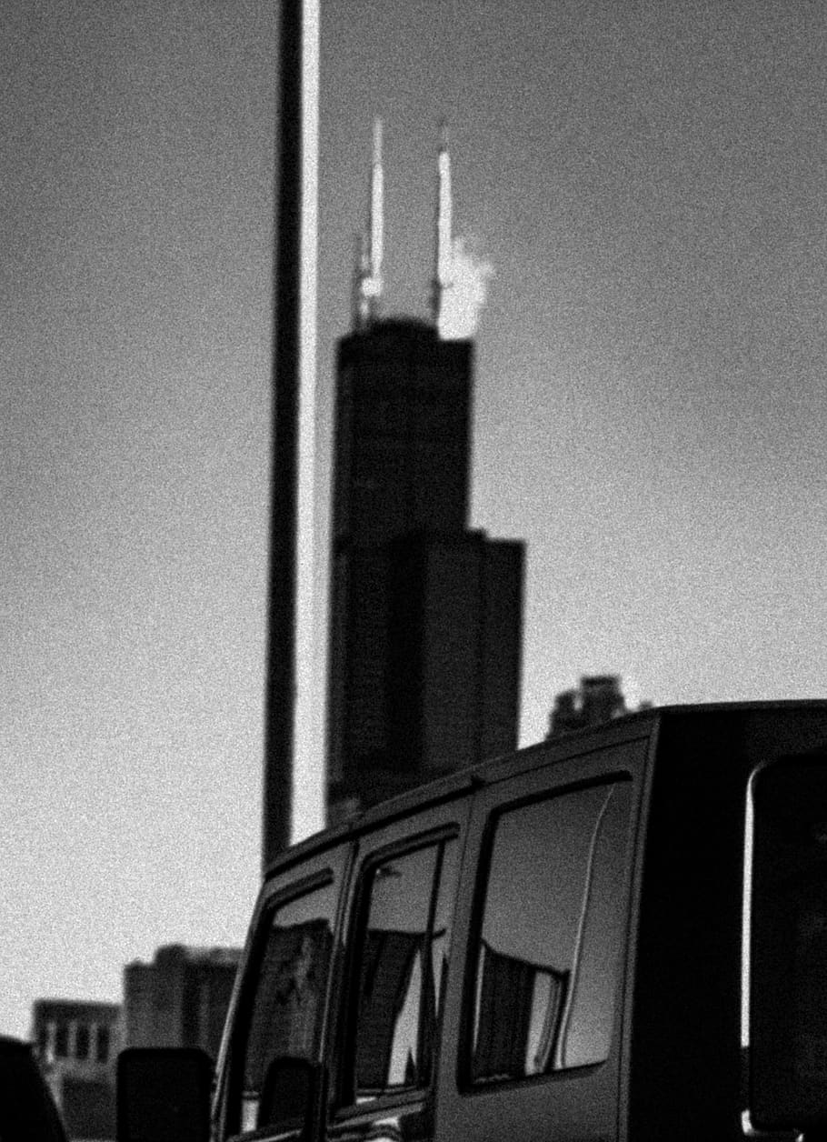 chicago, sears tower, city, black and white, moody, car, populous