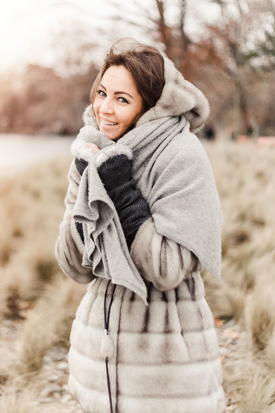 Selective Focus Photography of Woman Wearing Gray Fur Coat Outdoors HD wallpaper