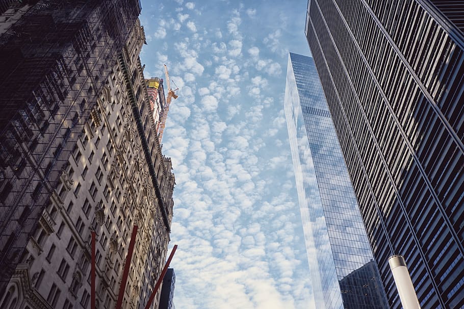 building exterior, architecture, city, built structure, low angle view HD wallpaper