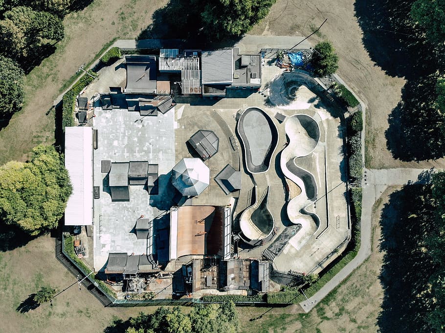 aerial photo of houses and towers, skate park, skatepark, half pipe, HD wallpaper