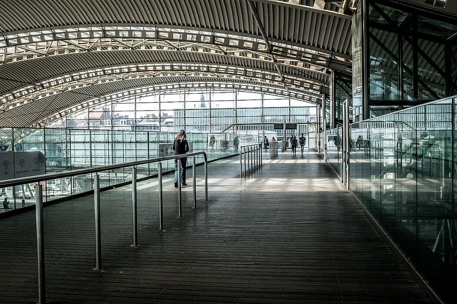 person standing on floorign, terminal, airport terminal, belgium, HD wallpaper