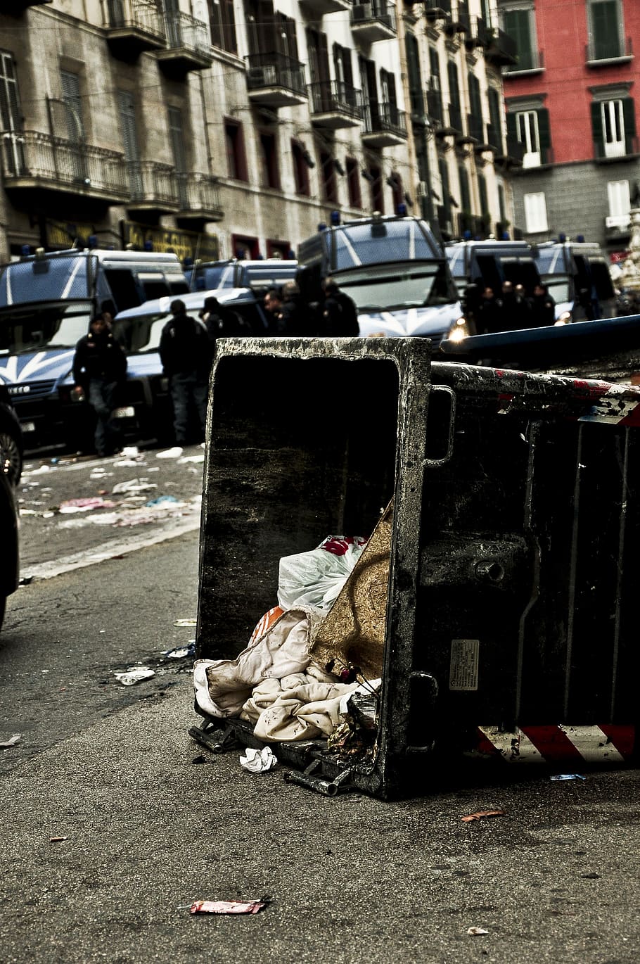 spilled garbage on road, human, person, trash, automobile, vehicle HD wallpaper