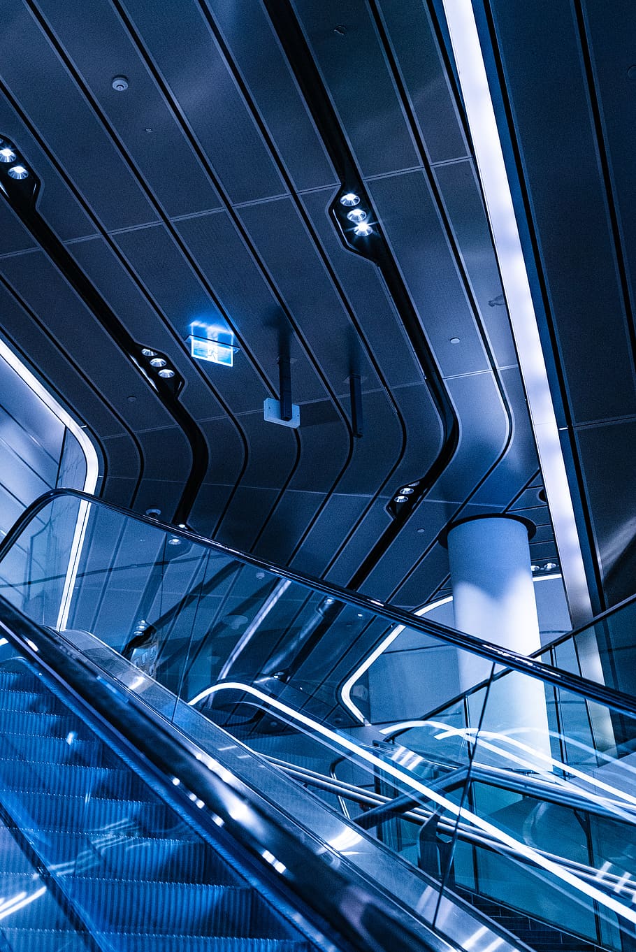 Escalator, architecture, building, perspective, built structure HD wallpaper