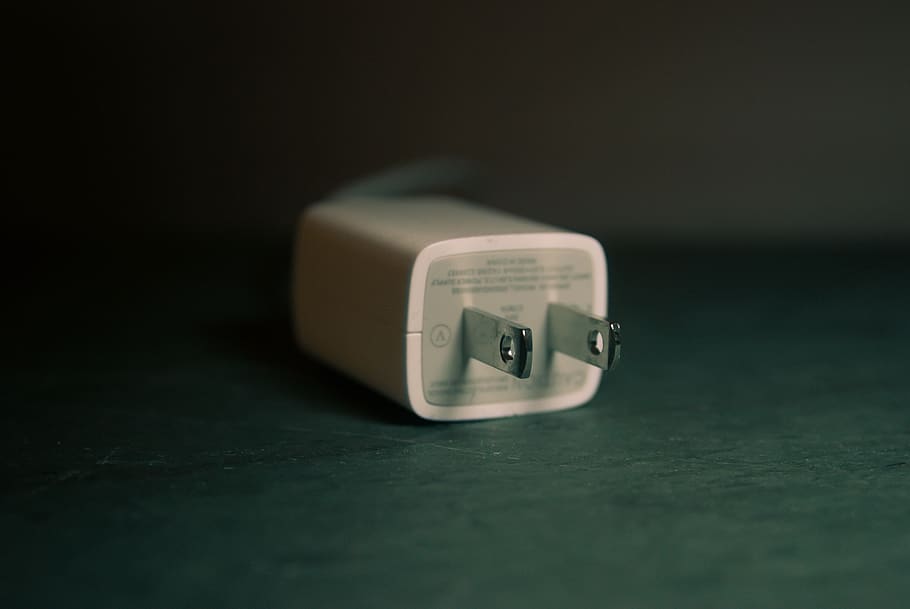 White Travel Adapter, blur, blurred background, connection, device HD wallpaper