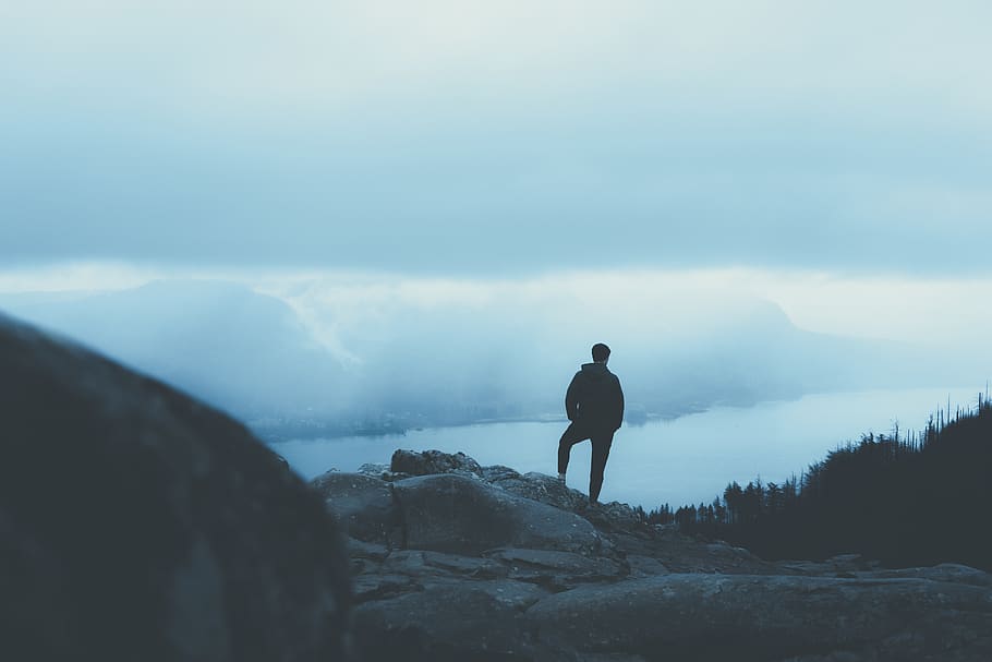 person standing on mountain, human, nature, outdoors, adventure HD wallpaper