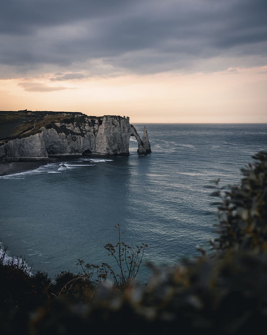 cliff during daytime, water, formation, sea, ocean, coast, shore HD wallpaper