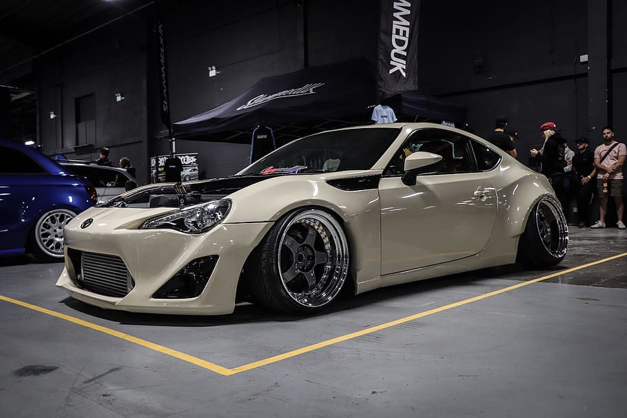 manchester, united kingdom, eventcity, stance, fitted uk, car