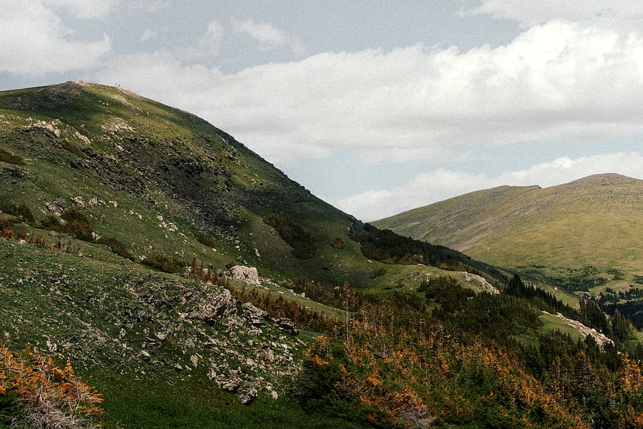 mountain during daytime, nature, outdoors, hill, countryside HD wallpaper