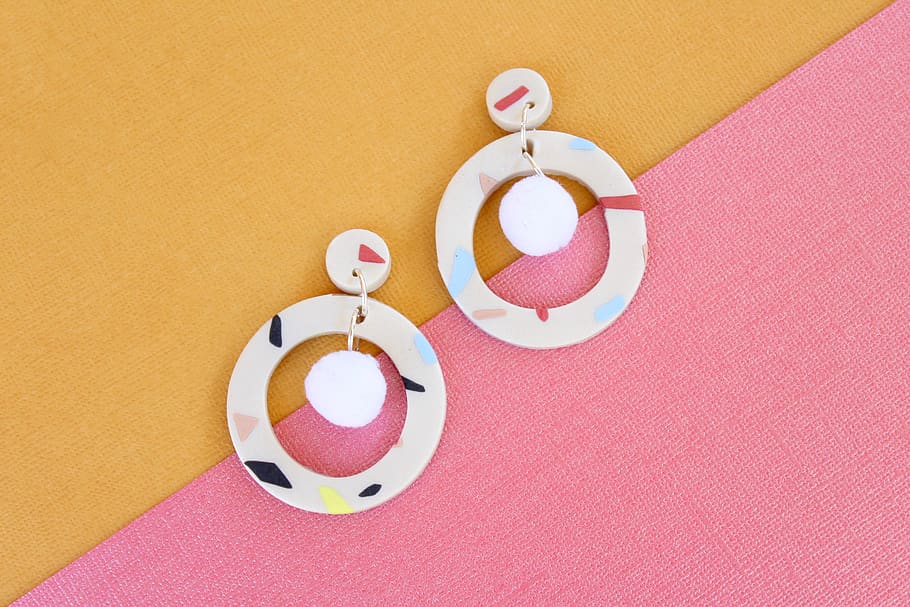 design, hoops, flat lay, flatlay, girls, cute, pom poms, earrings HD wallpaper