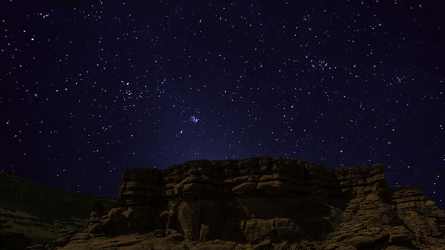 brown mountain during nighttime, nature, outdoors, moab, starry sky HD wallpaper
