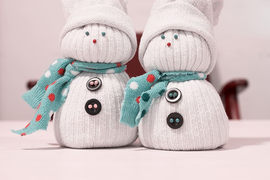 Christmas Snowman, various, xmas, indoors, winter, close-up, toy HD wallpaper