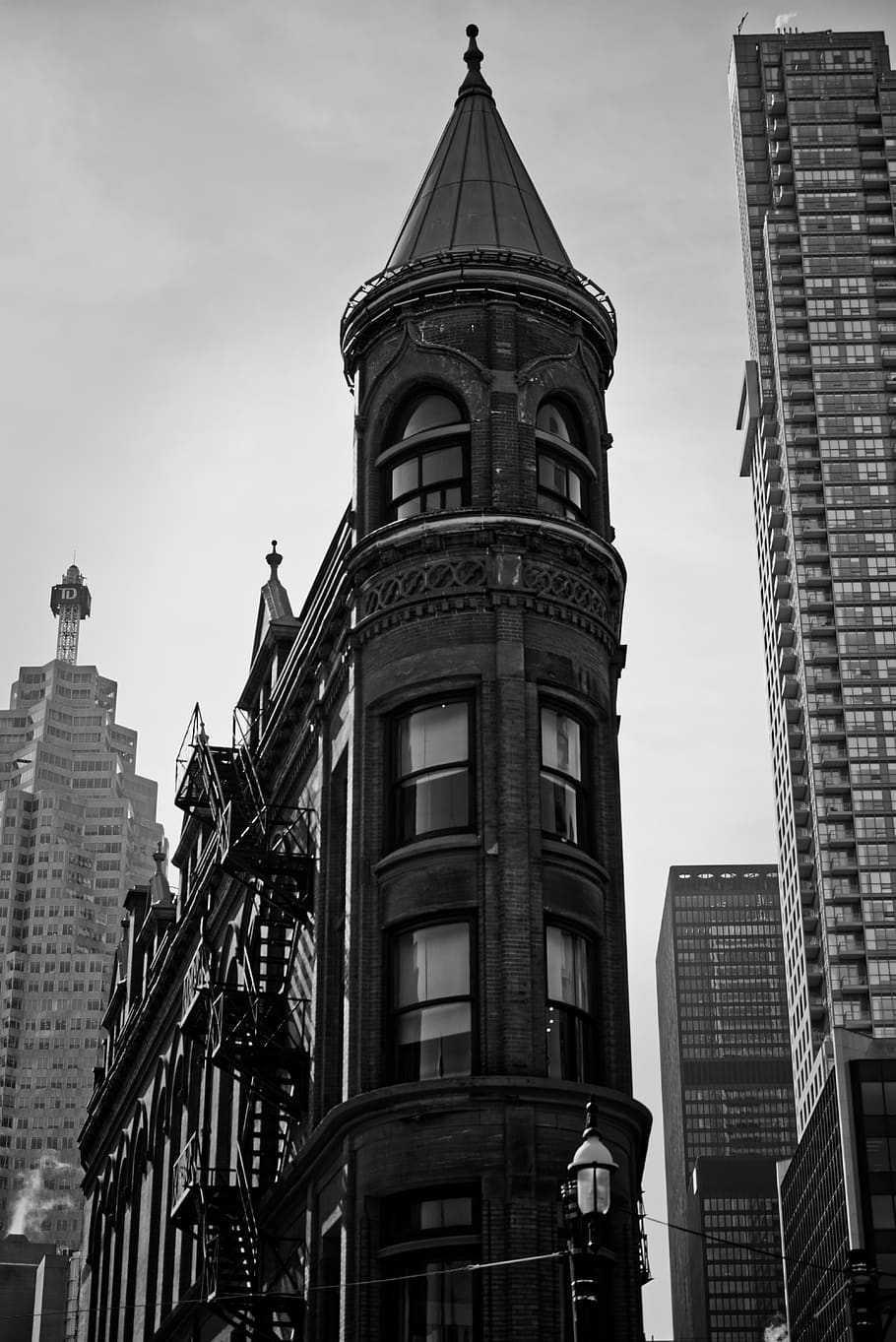 architecture, spire, tower, building, steeple, office building HD wallpaper